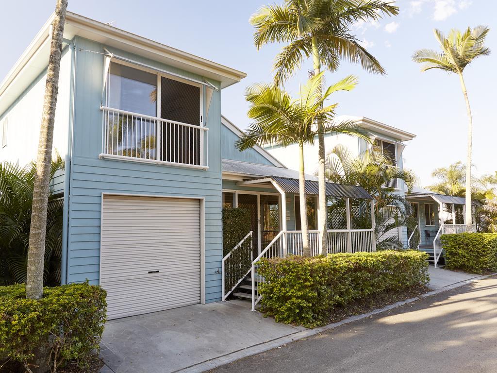 Lagoon Three-Bedroom Townhouse,697525353:JPEG