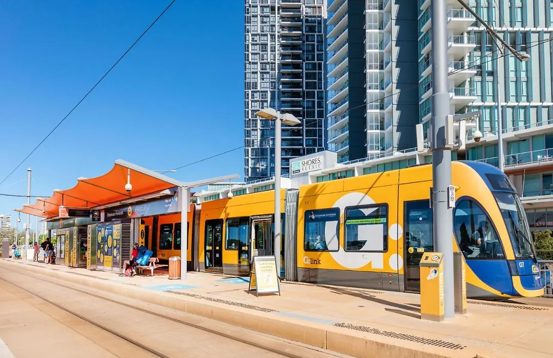 Meriton Suites Southport-1