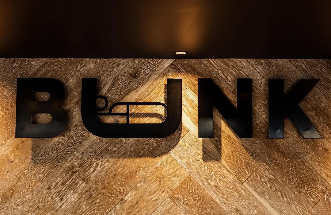 Bunk Surfers Paradise 18-35 Backpacker Hostel (Adults Only)-1